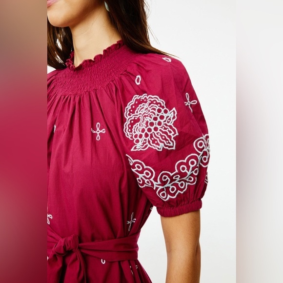 Roller Rabbit Peonia Embroidered Ainsley Dress Size Small Maroon and Blue - Picture 9 of 10